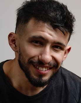 Kevin Girón as 