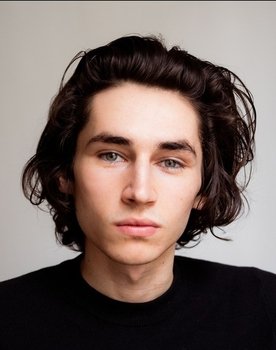 Anthony Goffi as Jonathan