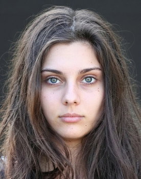 Tuğçe Melis Demir as 