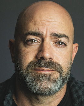 Mike Capozzi as Ciggs