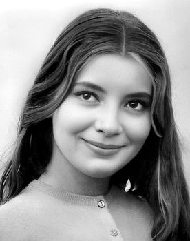 Jacqueline Sassard as Why