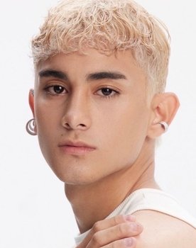ทีโน่ วชิรวิทญ์ ดีเกรฟ