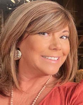 Caryn Chandler as Self