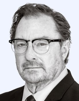 Stephen Root as Sculptor