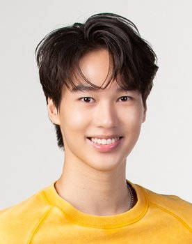 Napat Patcharachavalit as Potae