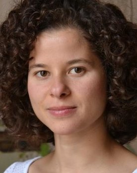 Akile Nazli Kaya as Herself