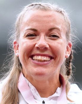 Hannah Cockroft as Self
