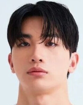 Jung Joon-gyo as Ted Hyung