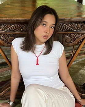 Kevalin Srikaew as Therapist