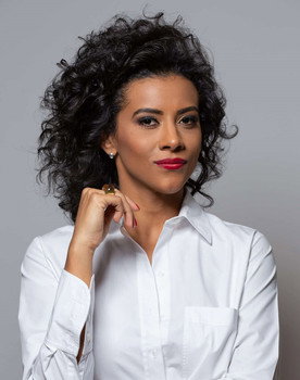 Aline Midlej
