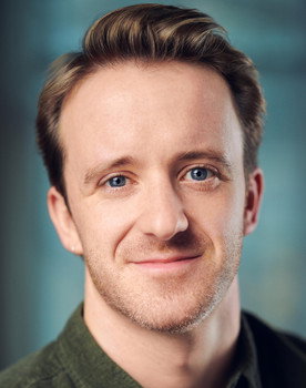 Daniel Holme as Danny