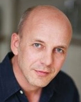 Simon Pearsall