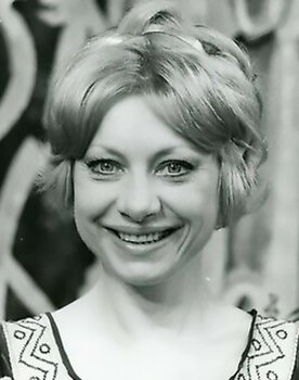 Arlette Didier as Josette