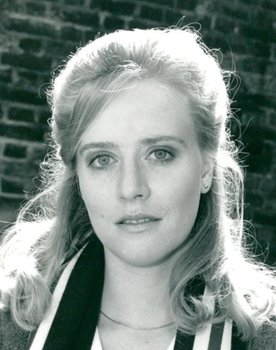 Karen Gledhill as Allison