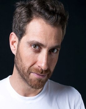 Xoel Fernández as Técnico