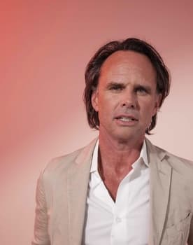 Walton Goggins