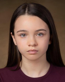 Francesca Fullilove as Madeleine