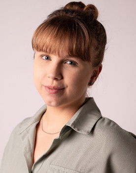 Bianca Duarte as Tâmia