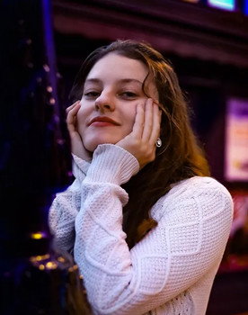 Valentine Debauve as Diane