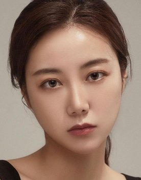 Jeong Sae-rom as Kim Kyung-rim