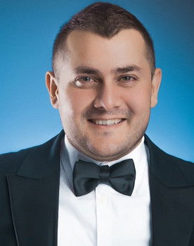 Murad Arif as Kənd fotoqrafı