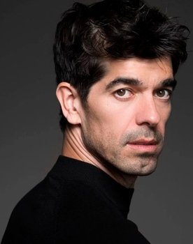José Carlos Illanes as Presentador Miami
