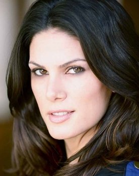 Ragan Brooks as Aida