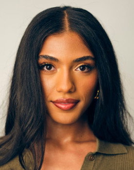 Dior Goodjohn as Clarisse La Rue