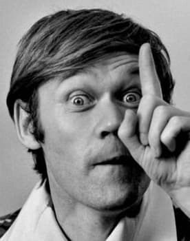 Olaf Nielsen as 
