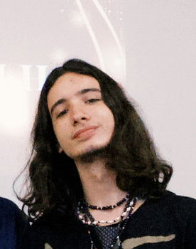 Adam Fragoso as Pedro