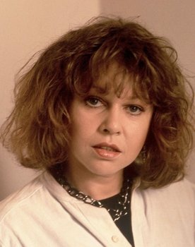 Helga Anders as Helga Arnold