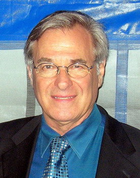 Dan Kaner as Eric