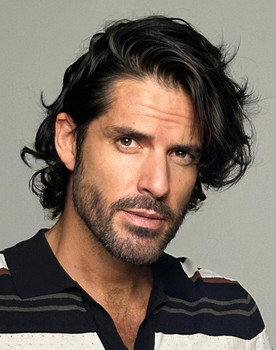 Diego Arnary as Paulo