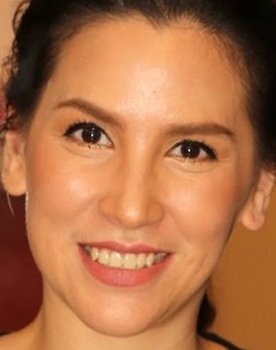 Vanessa Bever as Namsiri