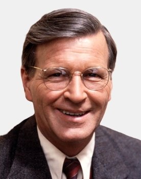 Gunther Malzacher as Willi Flugmann