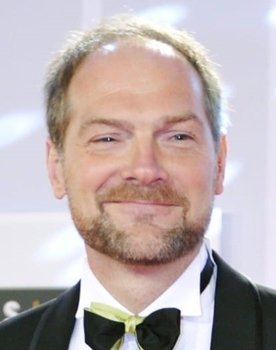 Les Stroud Photo