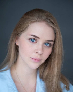 Anastasia Gribulina as Настя