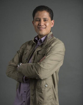 Jacques Blignaut as Roy