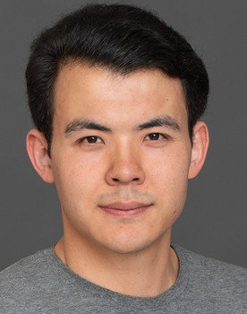 Azat Alimbaev as охранник причала