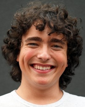 Alex Garfin as Jordan Kent