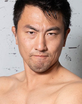 Hiroo Tsumaki as 