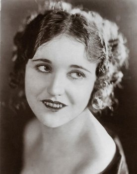 Agnes Ayres as (archive footage)