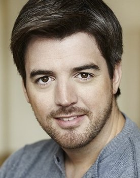 Benoît Langlais as Young Heseltine