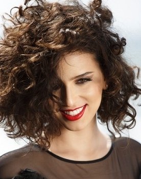 קורין גדעון as מנחה