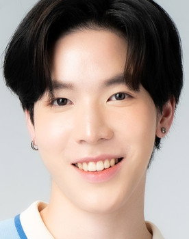 Chinnawat Phattharathanachot as Almond