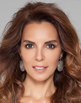Sinem Güven as Gül