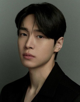 Kang You-seok as Noh Shin Woo
