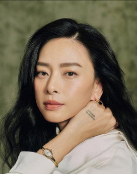 Veronica Ngô as Hanoi Hannah