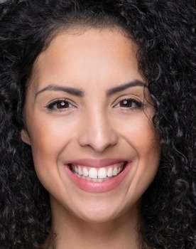 Kelsie Elena as Casey