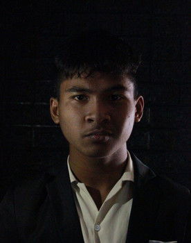 พีรวิชญ์ บุญยิ่ง as เด็กเกรียน